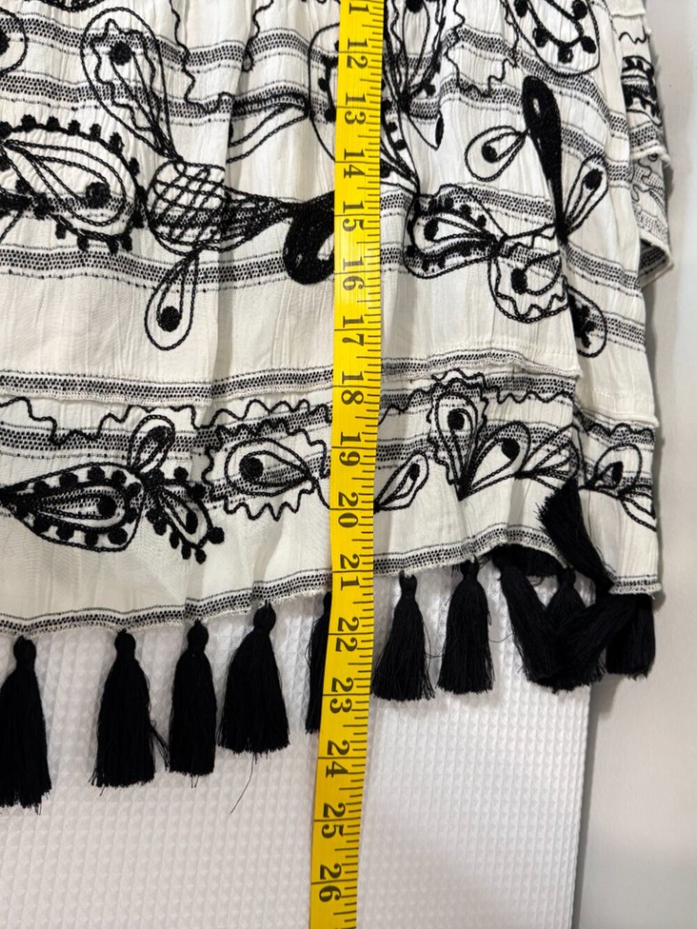 MUCHE MUCHETTE Embroidered Tassel Trim Striped Top - Picture 8 of 8